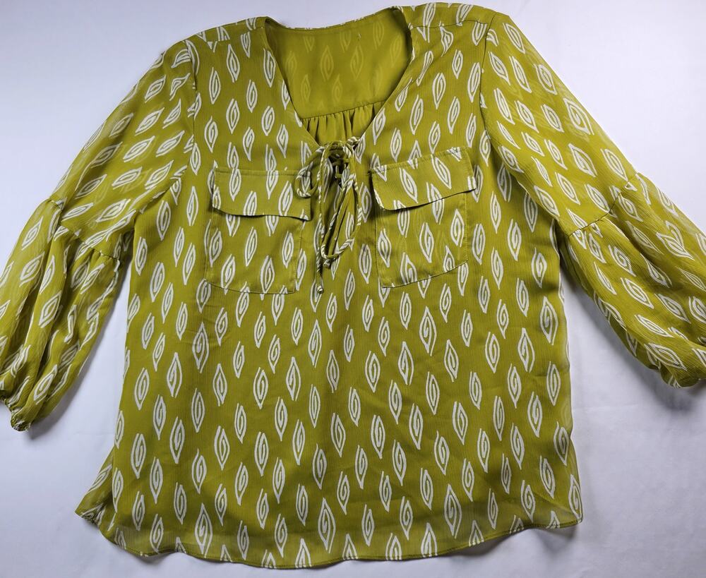 Women's olive-green leaf/geometric print boho blouse. Size L